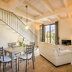 Apartment Squarcialupi Castellina in Chianti